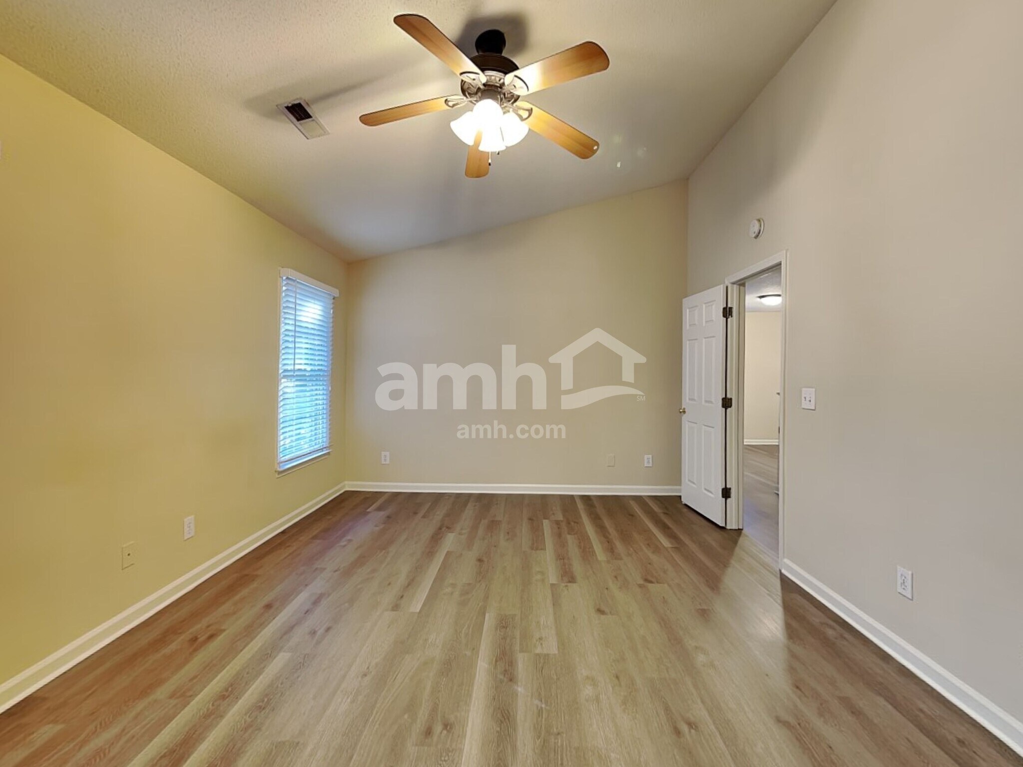 Building Photo - 6323 Stonewick Dr