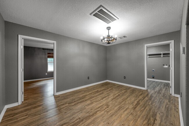 Building Photo - 11509 FM Rd 2432