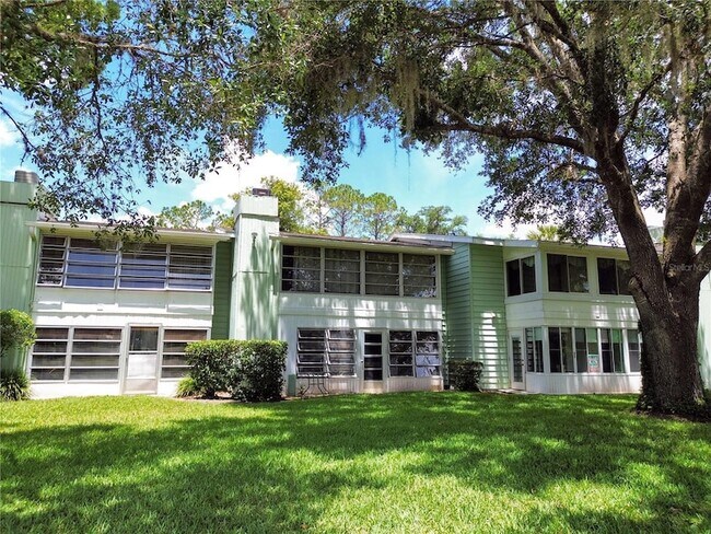Building Photo - 608 Midway Dr