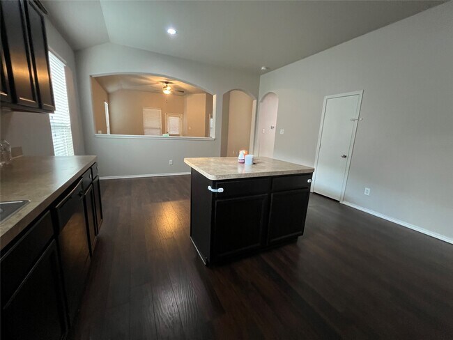 Building Photo - 11418 Barbican Court