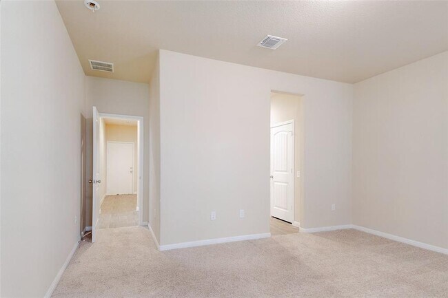Building Photo - 1309 Anhalt Dr
