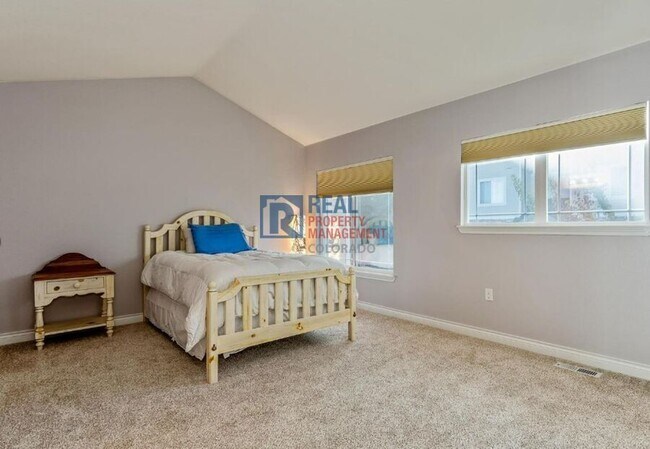 Building Photo - 8345 S Garland Cir