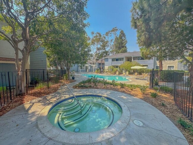 Building Photo - 25611 Quail Run