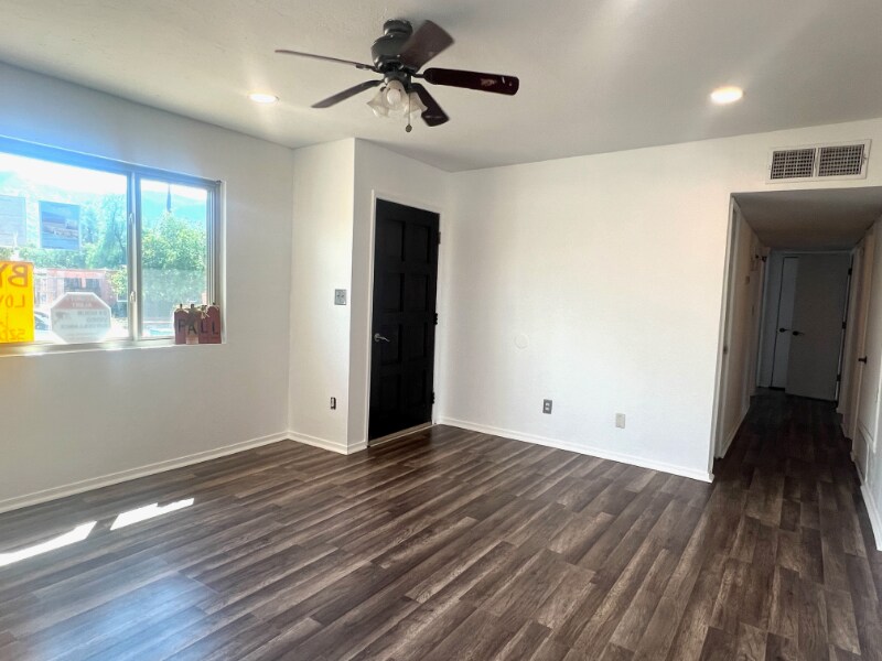 Building Photo - 15965 N Forecastle Ave