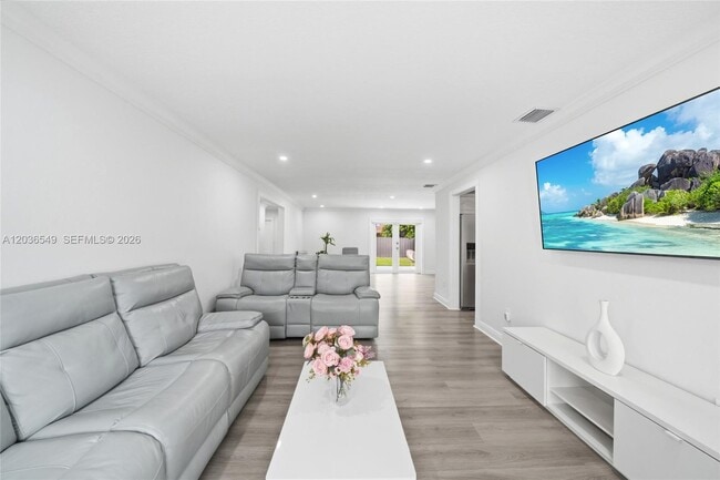 Building Photo - 881 NW 133rd Ave