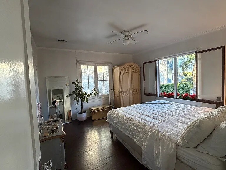 Building Photo - 725 Washington Blvd