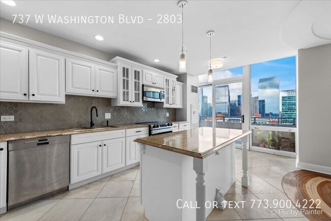 Building Photo - 737 W Washington Blvd