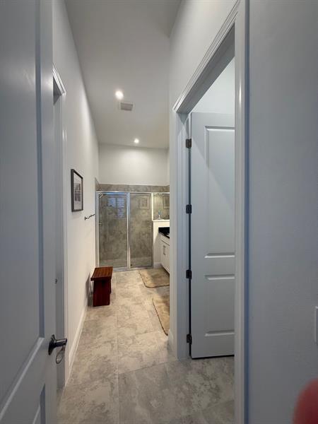 Building Photo - 187 SE Via Sangro