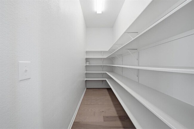 Building Photo - 478 Eclipse Dr