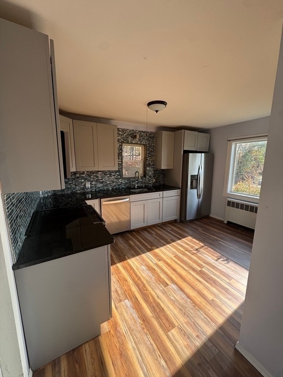 Building Photo - 20 Park Dr