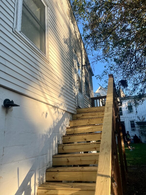Building Photo - 503 Hanover St