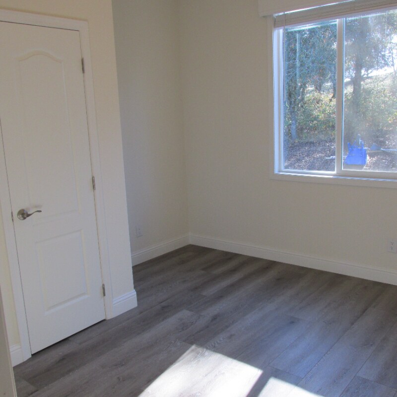 Building Photo - 5067 Fruitvale Rd
