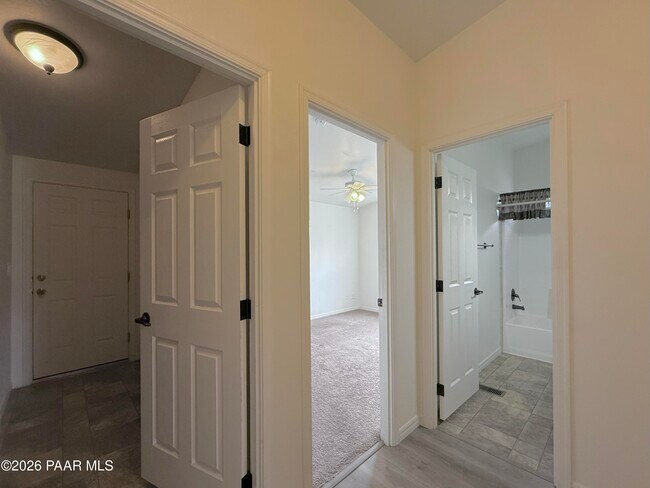 Building Photo - 2828 Jerry St