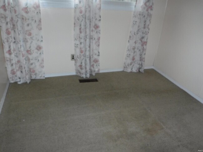 Building Photo - 5624 Gates Dr