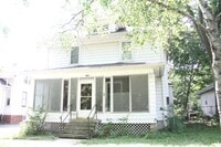 Building Photo - 721 S Prairie St