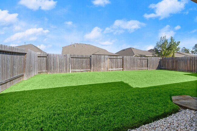 Building Photo - 2939 Twin Cove Ct