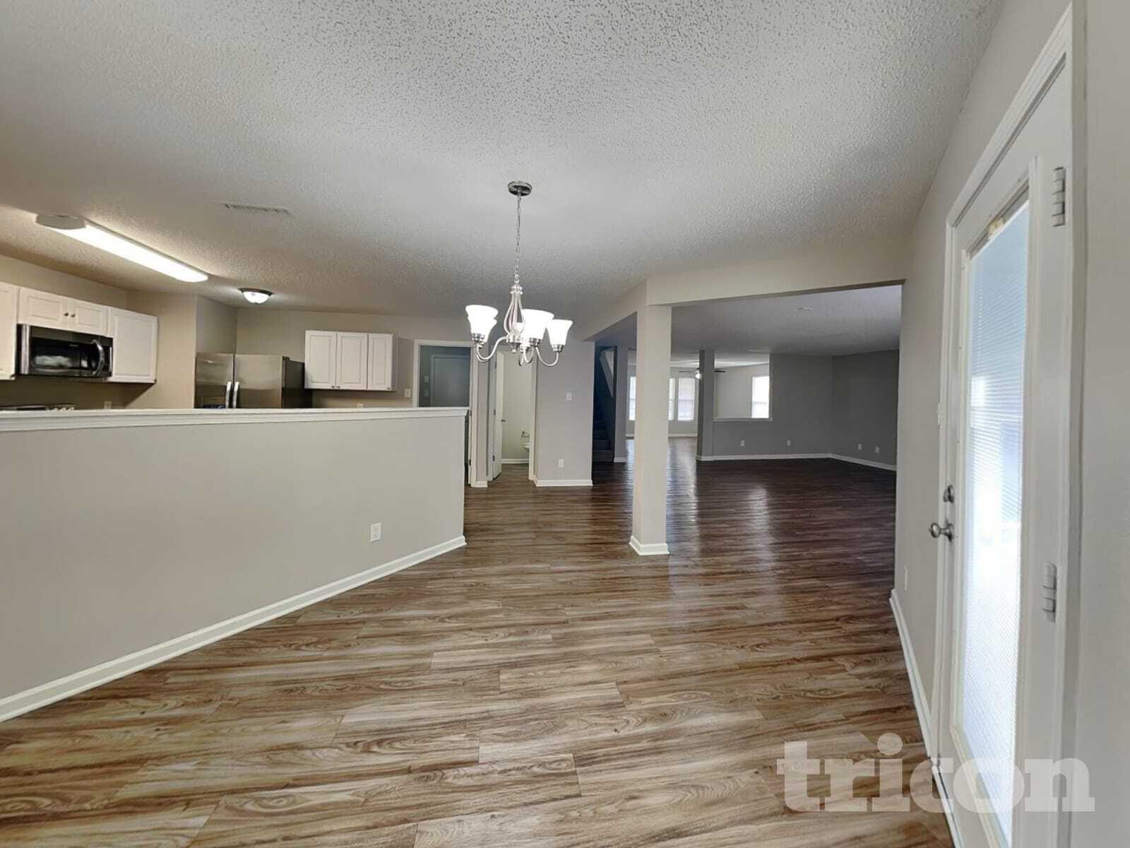 Building Photo - 6210 Robur Ct