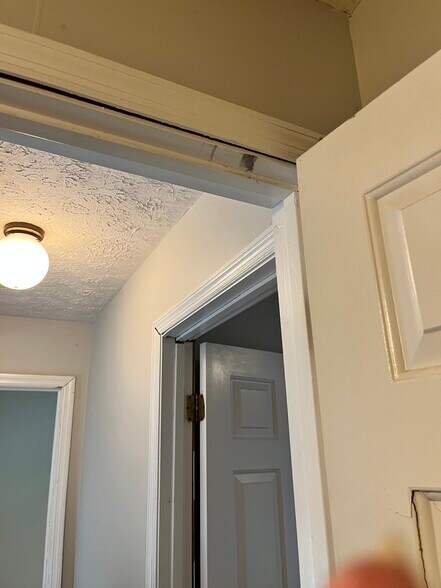 Bathroom - 134 Newtown Rd NE