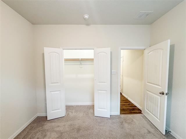 Building Photo - 365 Paloma St