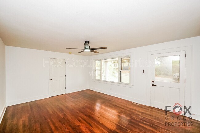 Building Photo - 1522 7th Ave Dr SW