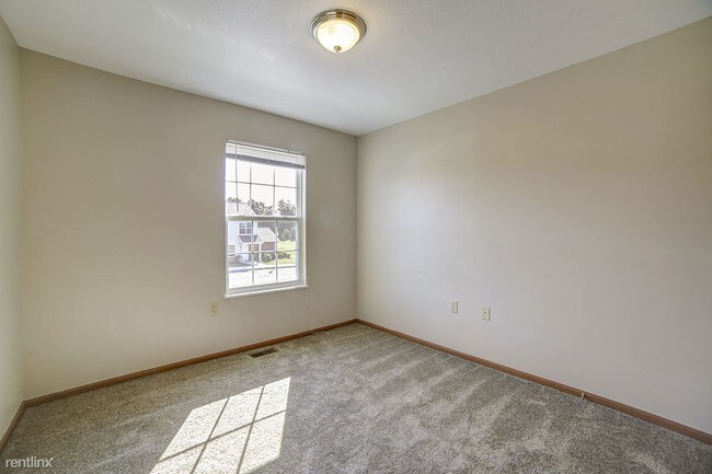 Building Photo - 2 br, 1 bath Apartment - Raystown Crossing