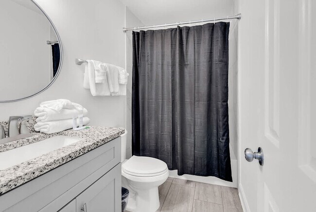 Building Photo - 511 S Ocean Blvd