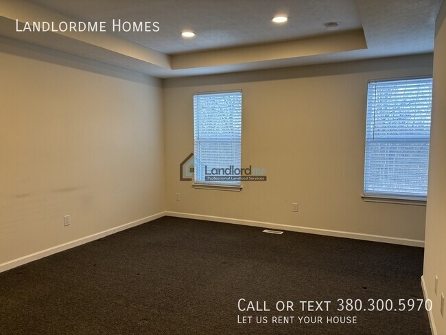 Building Photo - 8737 Cicada St