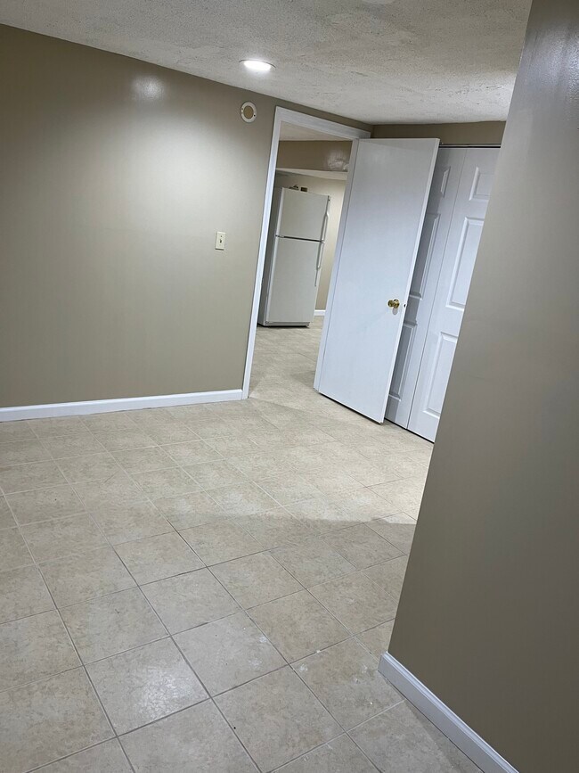 Building Photo - 15160 El Cameno Real Dr