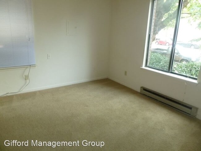 Building Photo - 620 W Olney Rd