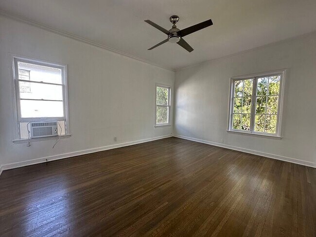 Building Photo - 1407 Laurel Ave