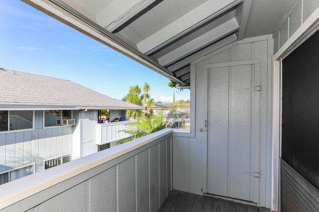 Building Photo - WAIPIO GENTRY: 2-BED, 1-BATH, 1-PARKING NOW AVAILABLE !