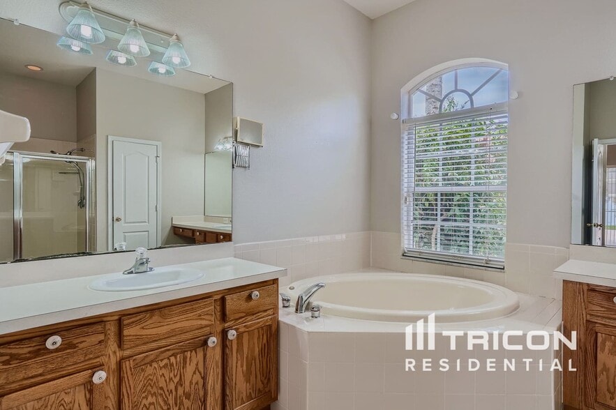 Building Photo - 5113 Alderbrook Pl