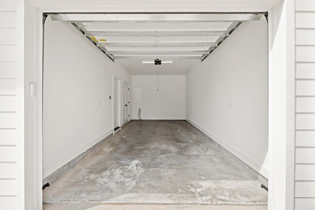 Building Photo - 1605 Beckett Blvd