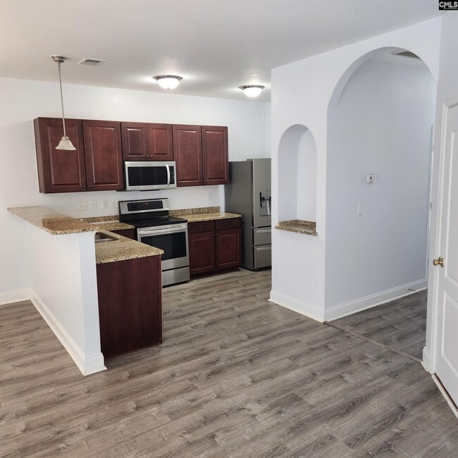 Building Photo - 330 Large Oak Loop