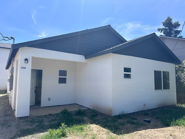 Building Photo - Brand new 3 bedroom house in quiet neighbo...