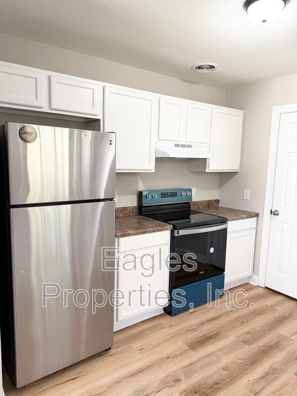 Building Photo - 1713 Harrel St