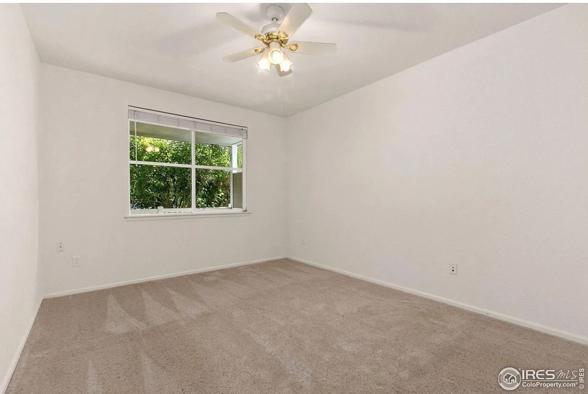 Building Photo - 2051 Grays Peak Dr