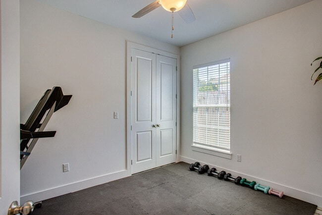 Building Photo - 92 Trista Terrace Ct