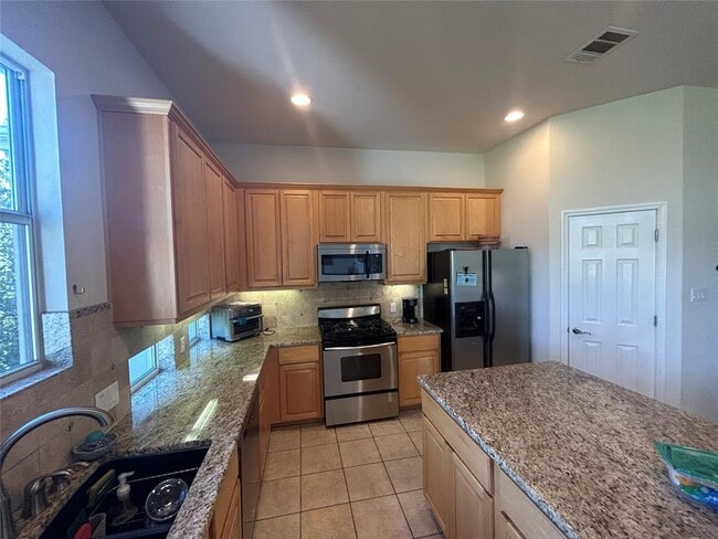 Building Photo - 6705 Fort Davis Cove