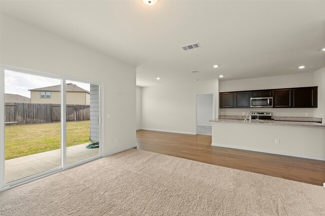Building Photo - 10072 Pappas Dr