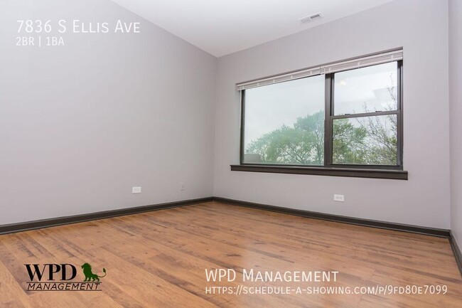 Building Photo - 7836 S Ellis Ave