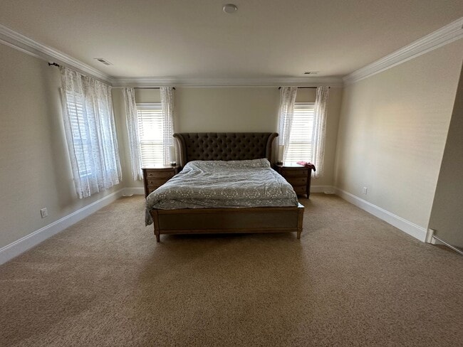 Building Photo - 124 Odyssey Dr