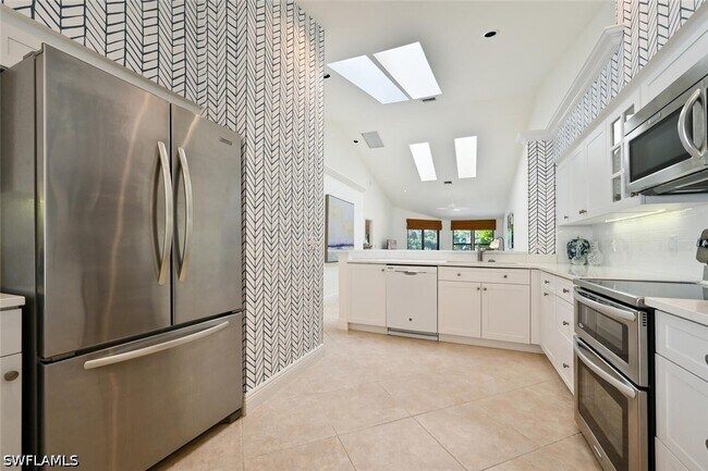 Building Photo - 6631 Trident Way