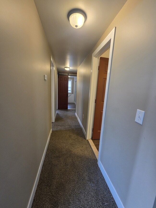 Building Photo - 4582 Maiden Ln