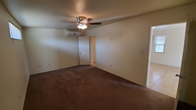 Building Photo - Grant and Country Club Private Guesthouse with AC