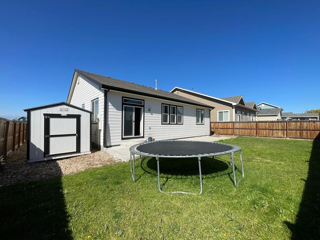 Building Photo - IMPROVED PRICE!!! Ranch home with 3 bedroo...