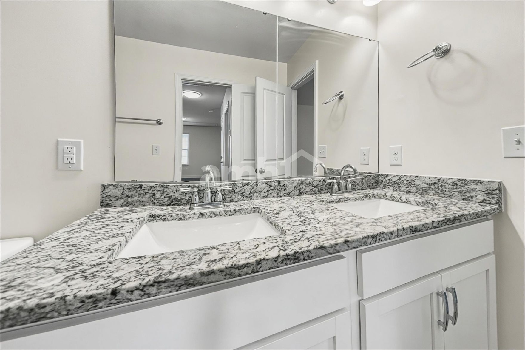 Building Photo - 4853 Billingsgate Ln