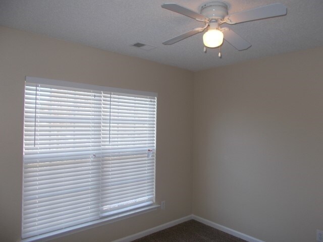 Building Photo - 126 Winborne Dr