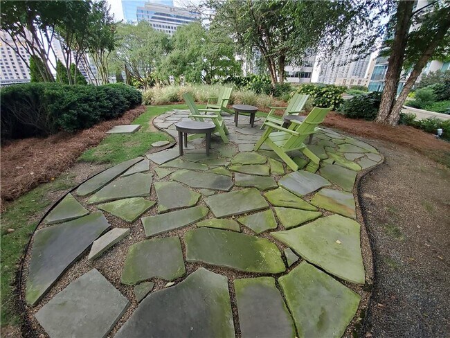 Building Photo - 1080 Peachtree St NE