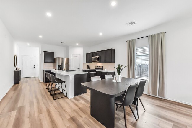 Building Photo - 14816 Crimson Peak Ln